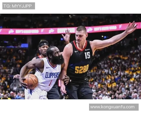 快船与掘金激战全场精彩集锦回顾篮球盛宴的巅峰对决